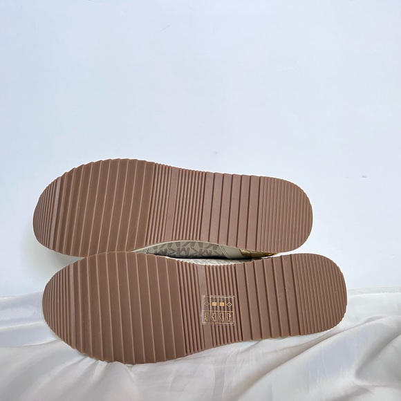 MICHAEL MICHAEL KORS MONIQUE TRAINER SNEAKER 9.5 New W/out Box $225 - Picture 9 of 10